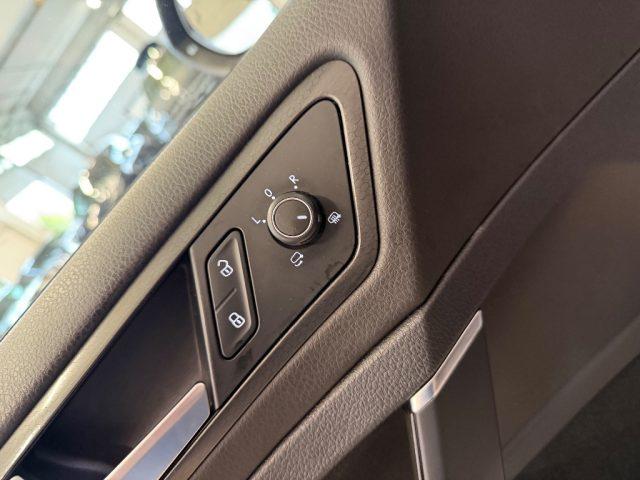 VOLKSWAGEN Golf GTI Performance DSG