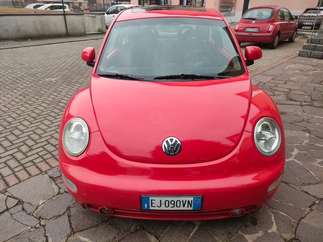 Volkswagen New Beetle 2.0 Gpl pelle e tettuccio