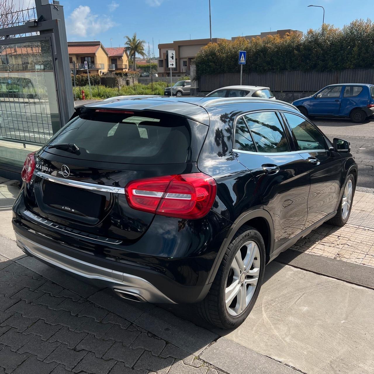 Mercedes-benz GLA 180 GLA 180 d Automatic Premium