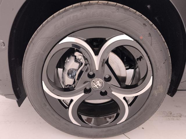 ALFA ROMEO Junior 1.2 ibrida Ti 145cv edct6