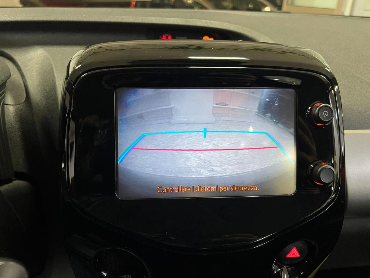 Peugeot 108 1.0 VTi 68 5 Porte Allure EURO6