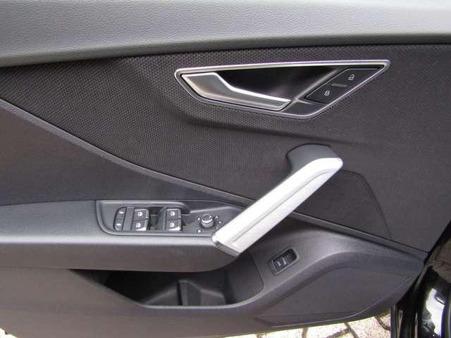 Audi Q2 30 1.0 TFSI 110CV CAMBIO MANUALE,CERCHI 18,CARPLAY