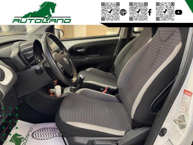 TOYOTA Aygo Connect 1.0 5 porte x-play