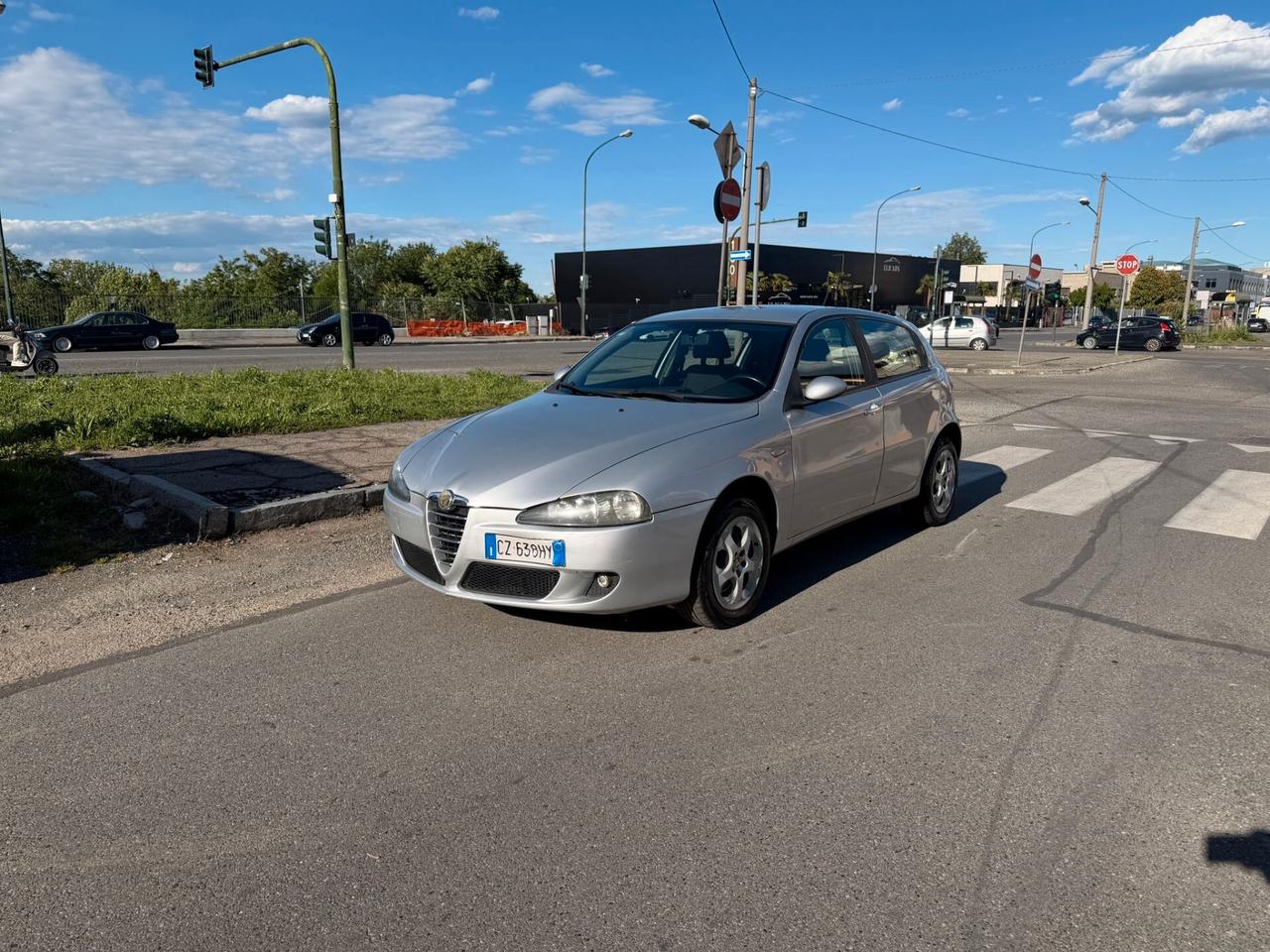 Alfa Romeo 147 1.9 JTD (120)