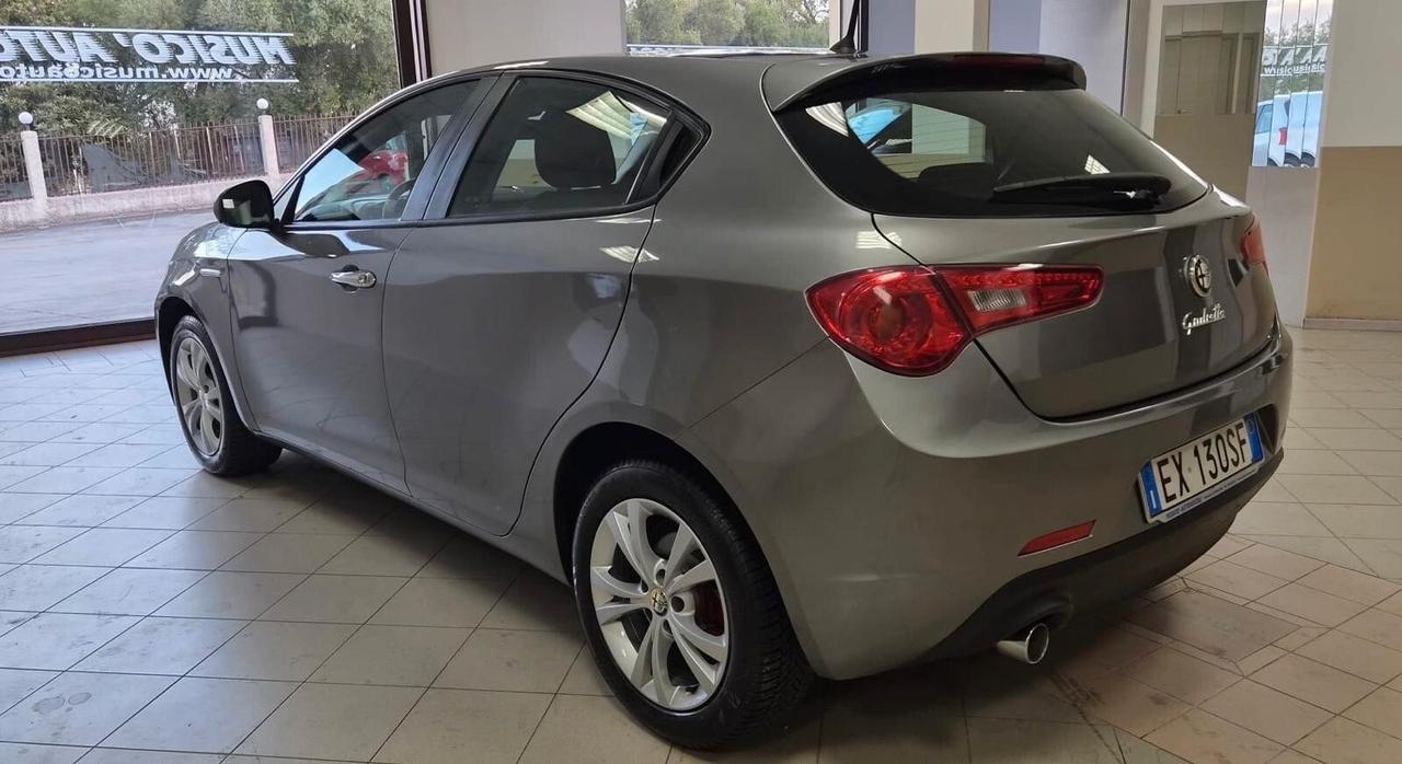 Alfa Romeo Giulietta 1.6 JTDm-2 105 CV Exclusive