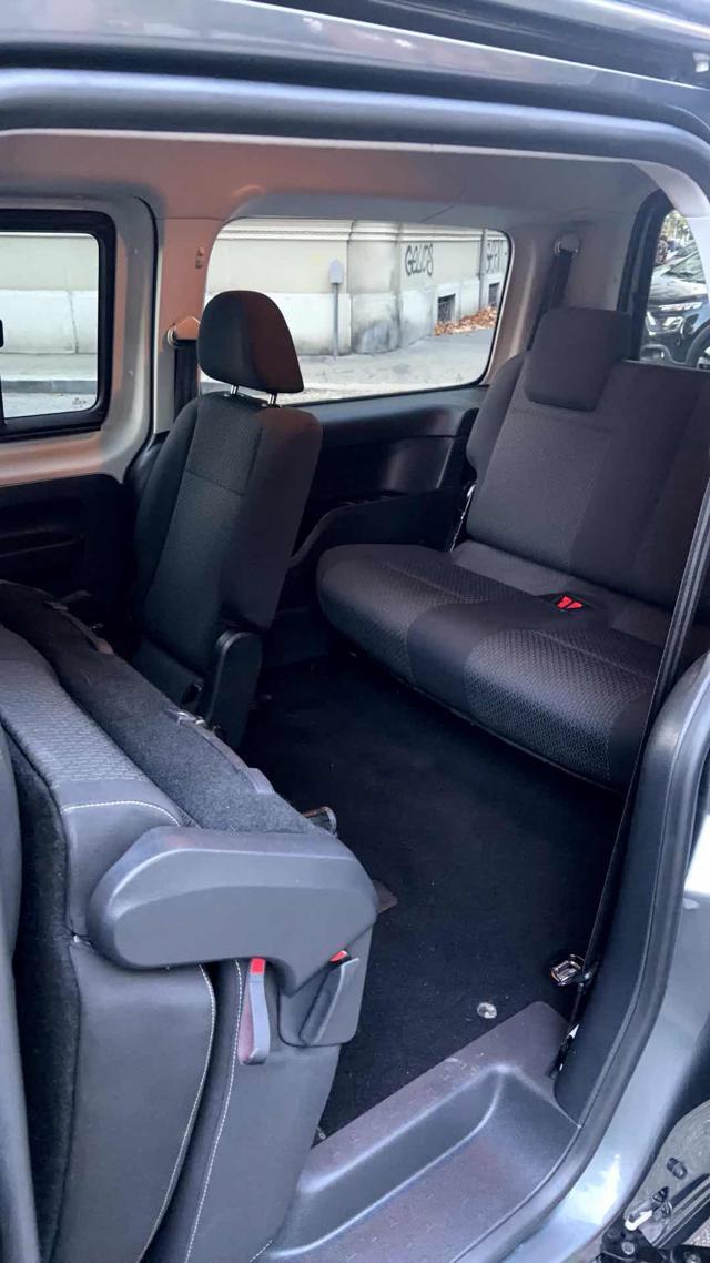 VOLKSWAGEN Caddy 1.4 TGI Trendline Maxi 7 POSTI!!!!!!