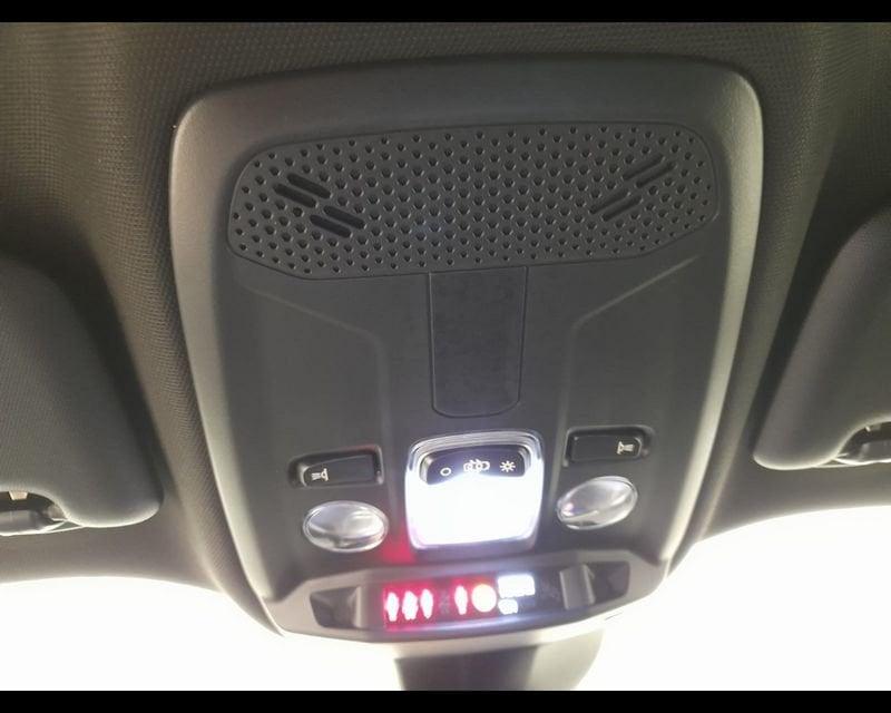 Peugeot 2008 II 2023 1.5 bluehdi Allure s&s 130cv eat8