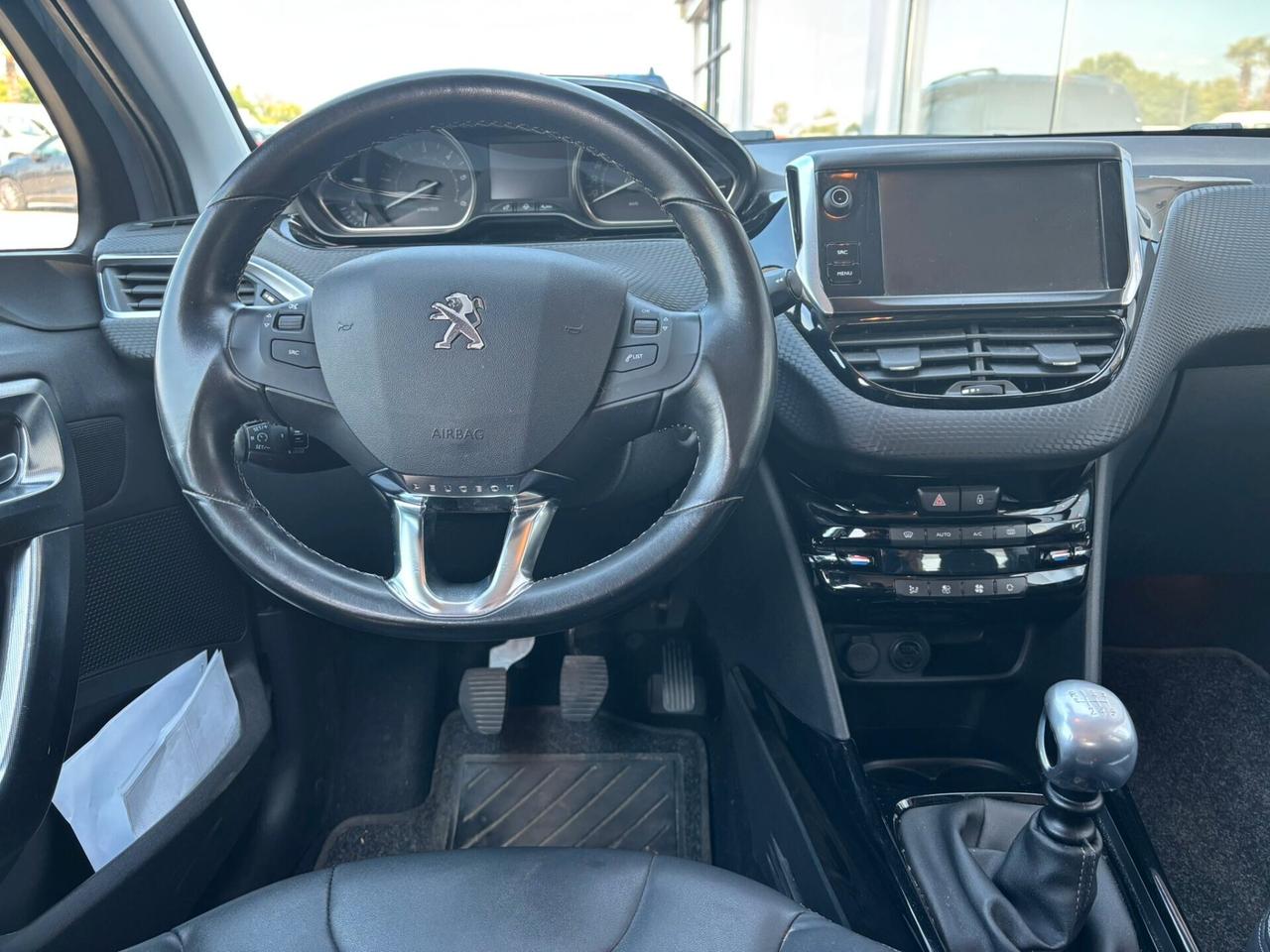 Peugeot 2008 ALLURE BlueHDi 120 6mt
