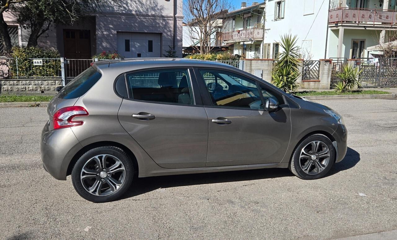 Peugeot 208 1.4 VTi 95 CV 5p. GPL Allure