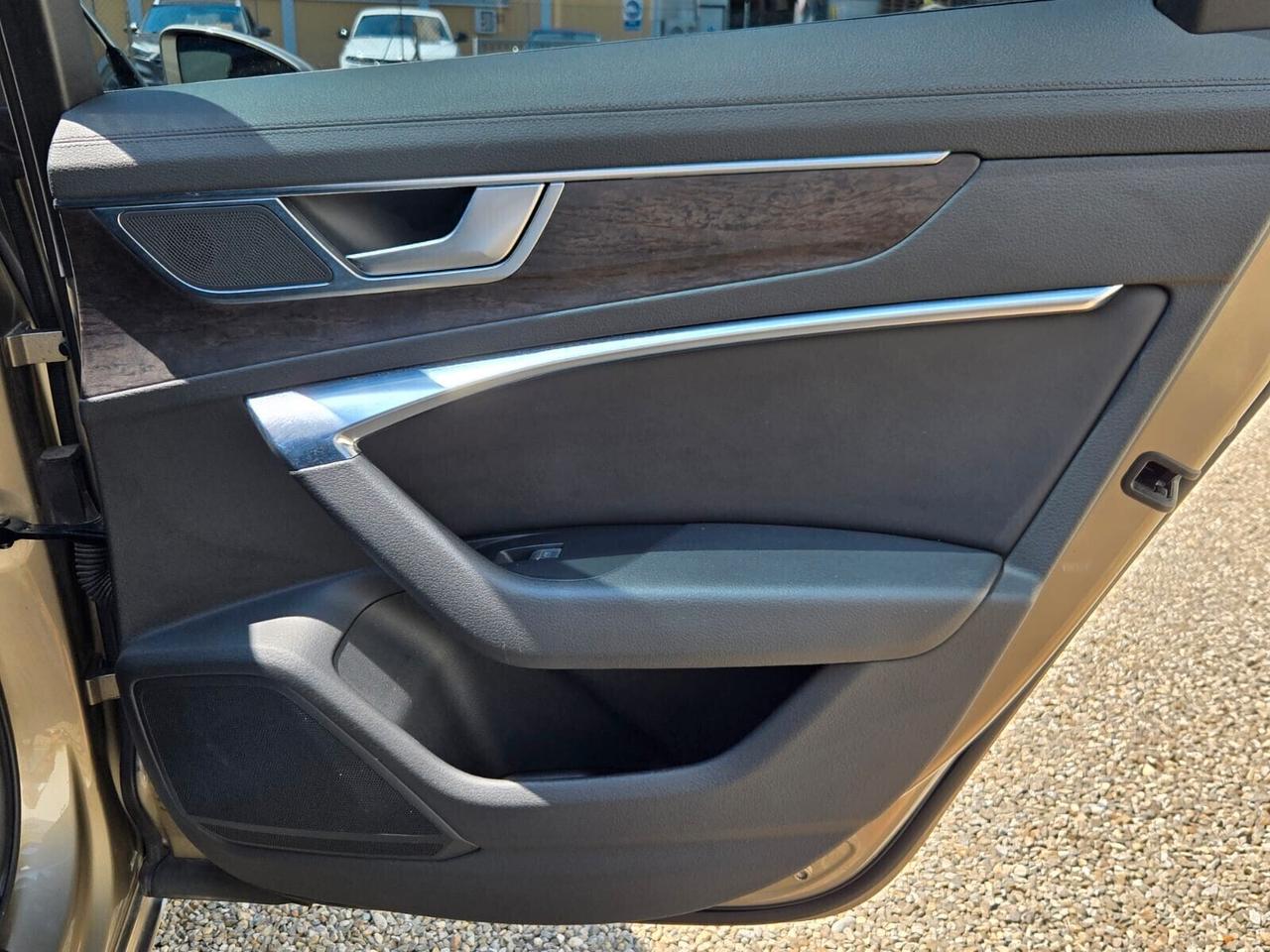 Audi A6 Avant 40 2.0 TDI S tronic Business Design