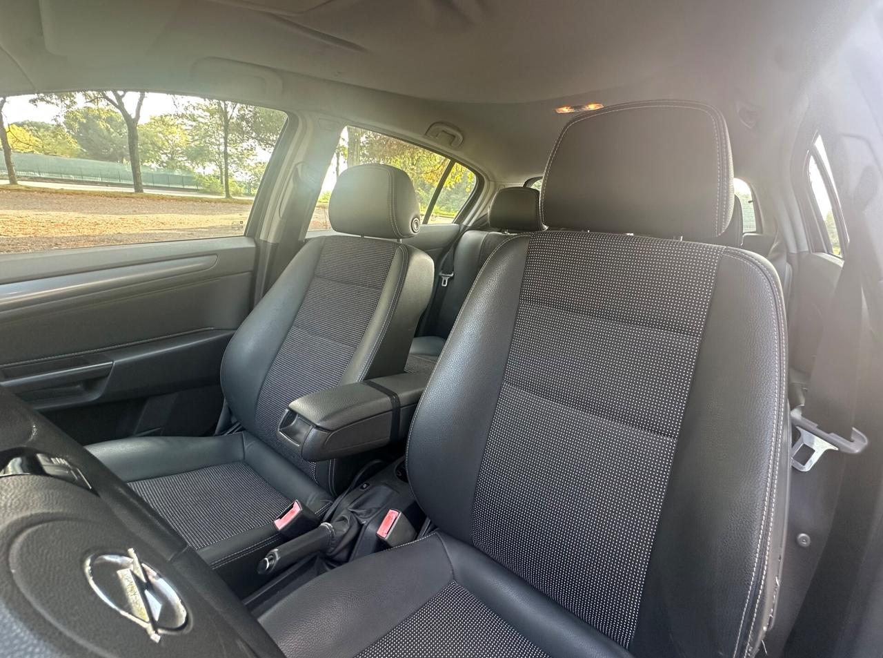 Opel Astra 1.7 CDTI 125CV 5 porte Cosmo
