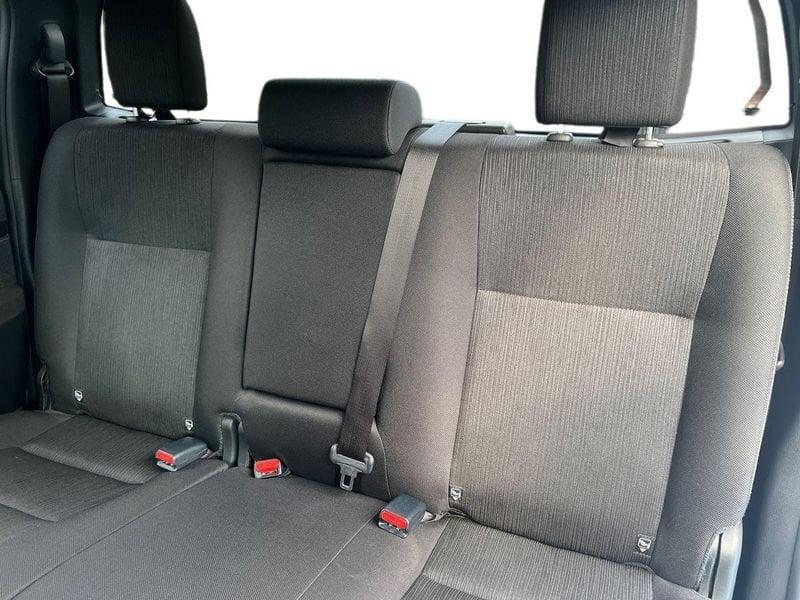 Toyota HiLux Hilux 2.4 d-4d double cab Lounge 4wd