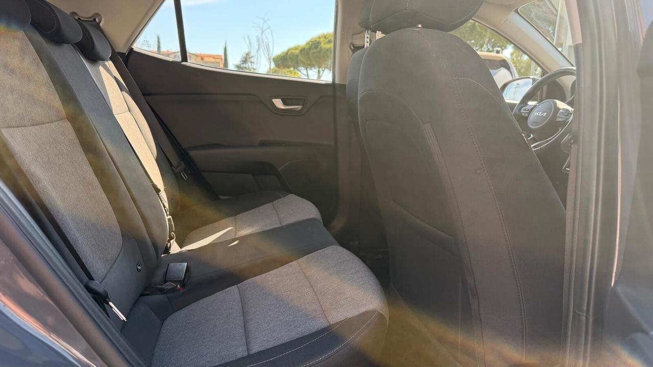 Kia Stonic 1.0 T-GDi 100 CV MHEV MT Urban