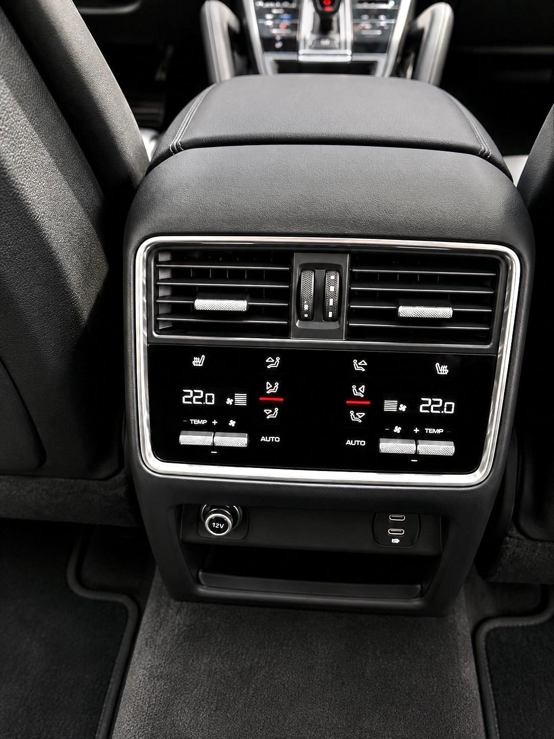 Porsche Cayenne 4.0 V8 Turbo S E-Hybrid 680CV IVA ESPOSTA