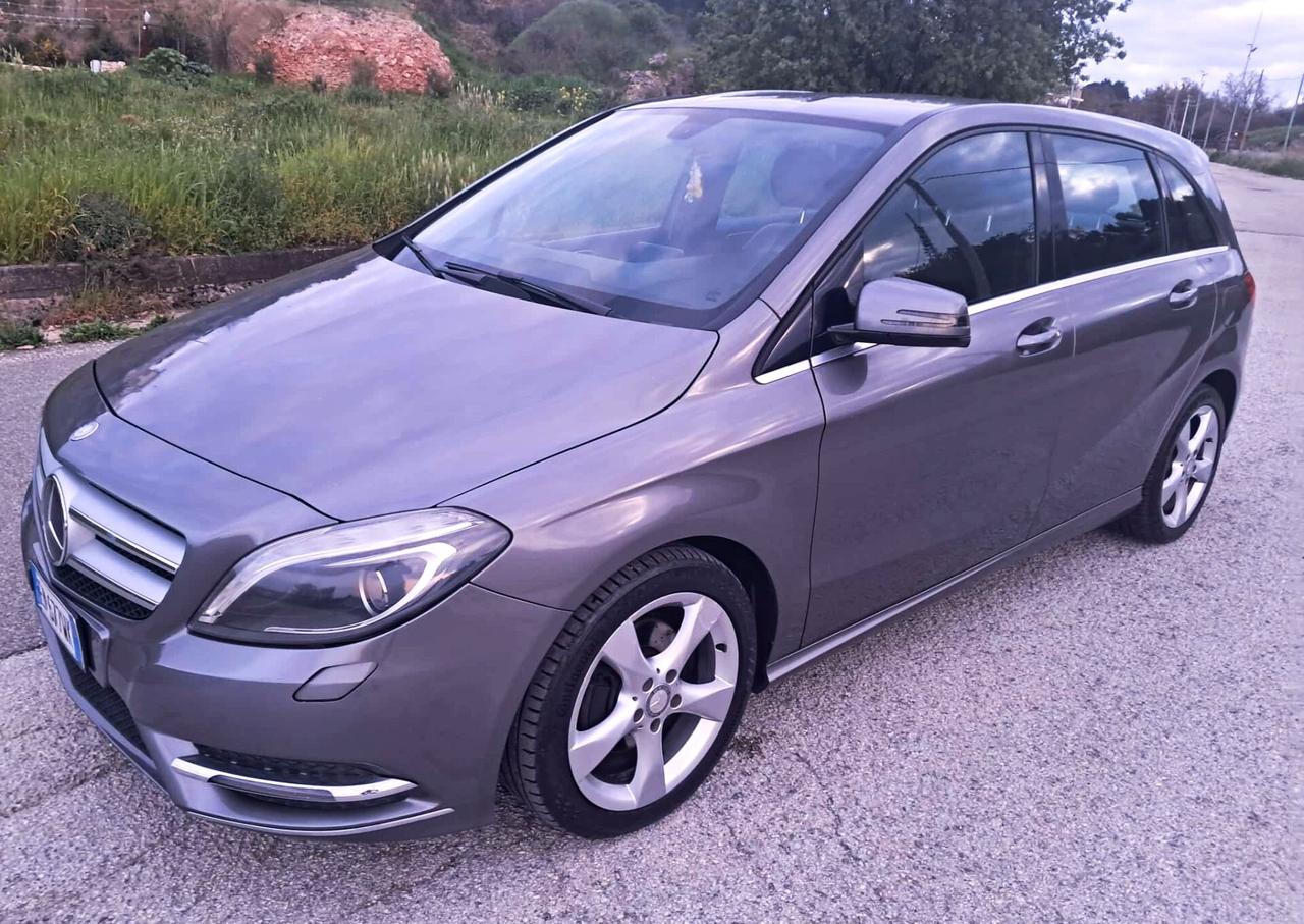 Mercedes-benz B 180 CDI BlueEFFICIENCY Premium