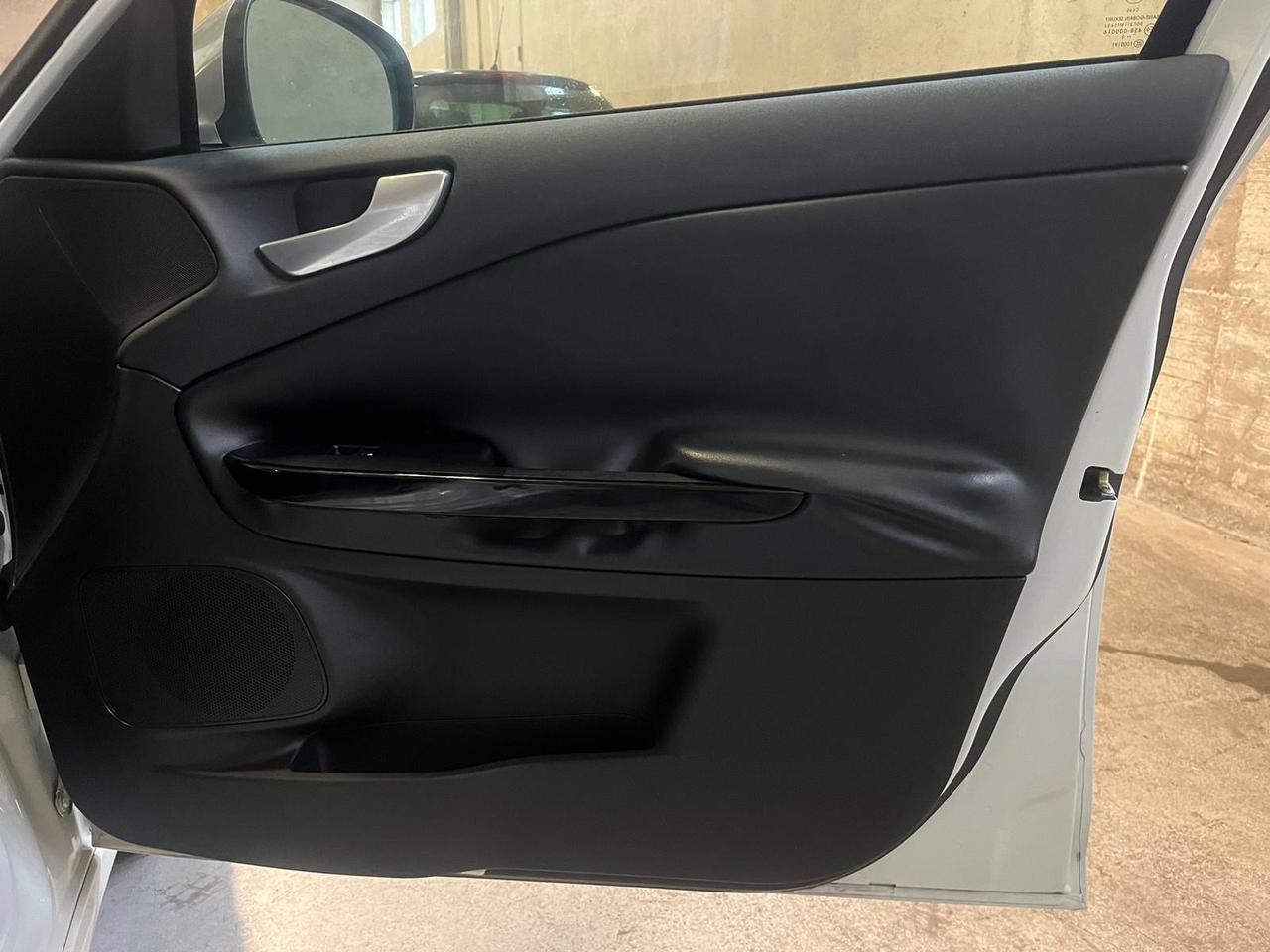 Alfa Giulietta 1.6 JTDm-2 105 CV. Km 100.000