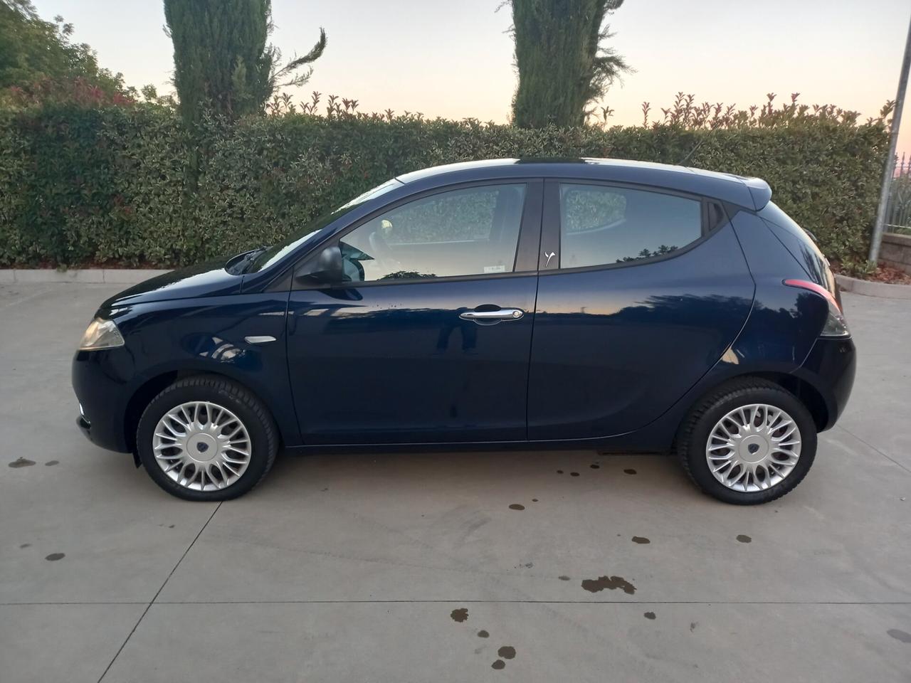 Lancia Ypsilon 1.2 69 CV