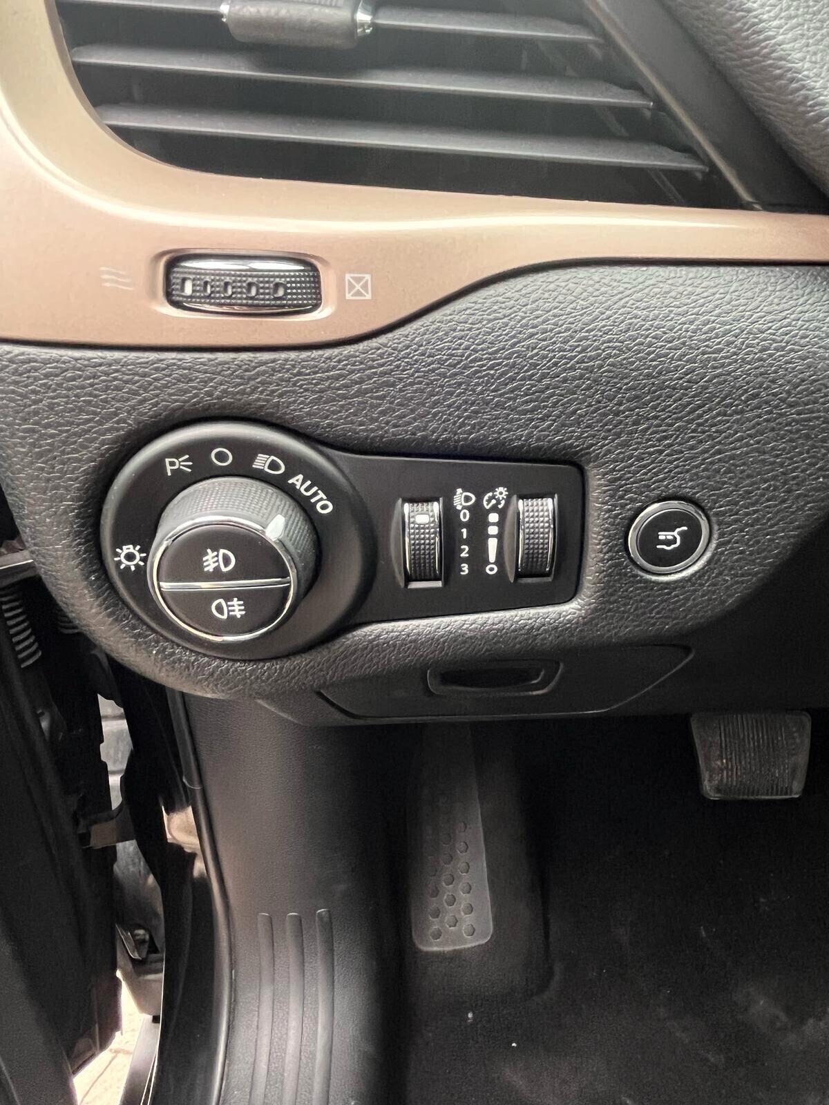 Jeep Cherokee 2.2 Mjt II 185 CV 4WD Active Drive I Longitude