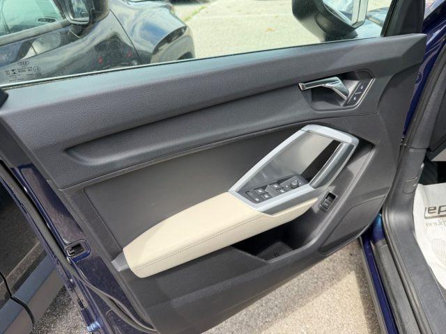 AUDI Q3 35 TFSI S tronic Business Advanced
