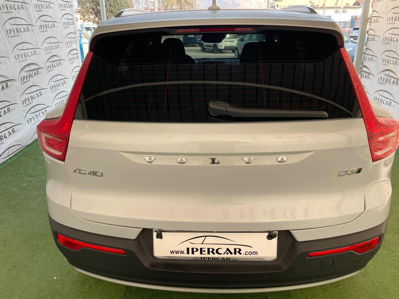 Volvo XC40 D3 AWD Geartronic Momentum