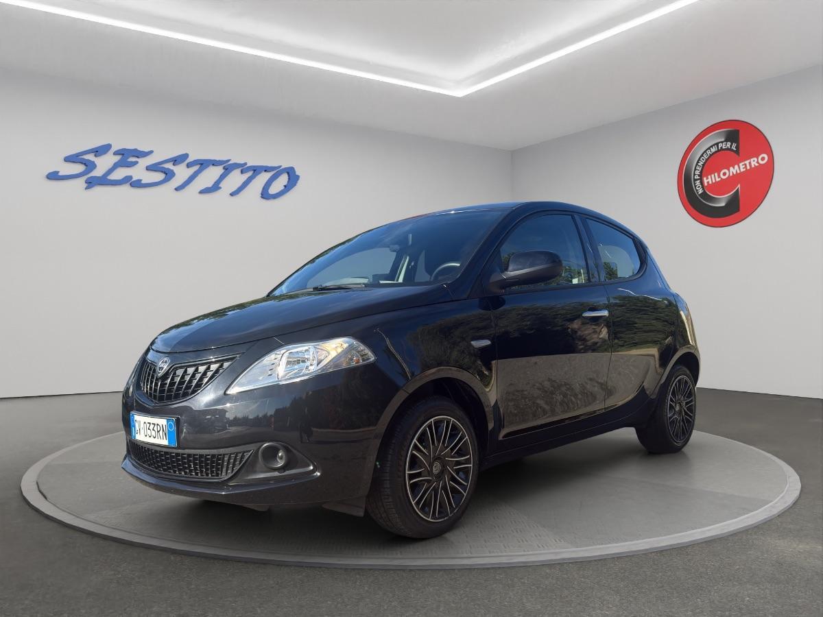 LANCIA - Ypsilon 1.0 firefly hybrid Gold s&s 70cv 5p.ti