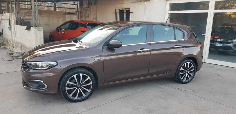 Fiat Tipo 1.4 5p 95CV Lounge SOLO 35.000 KM