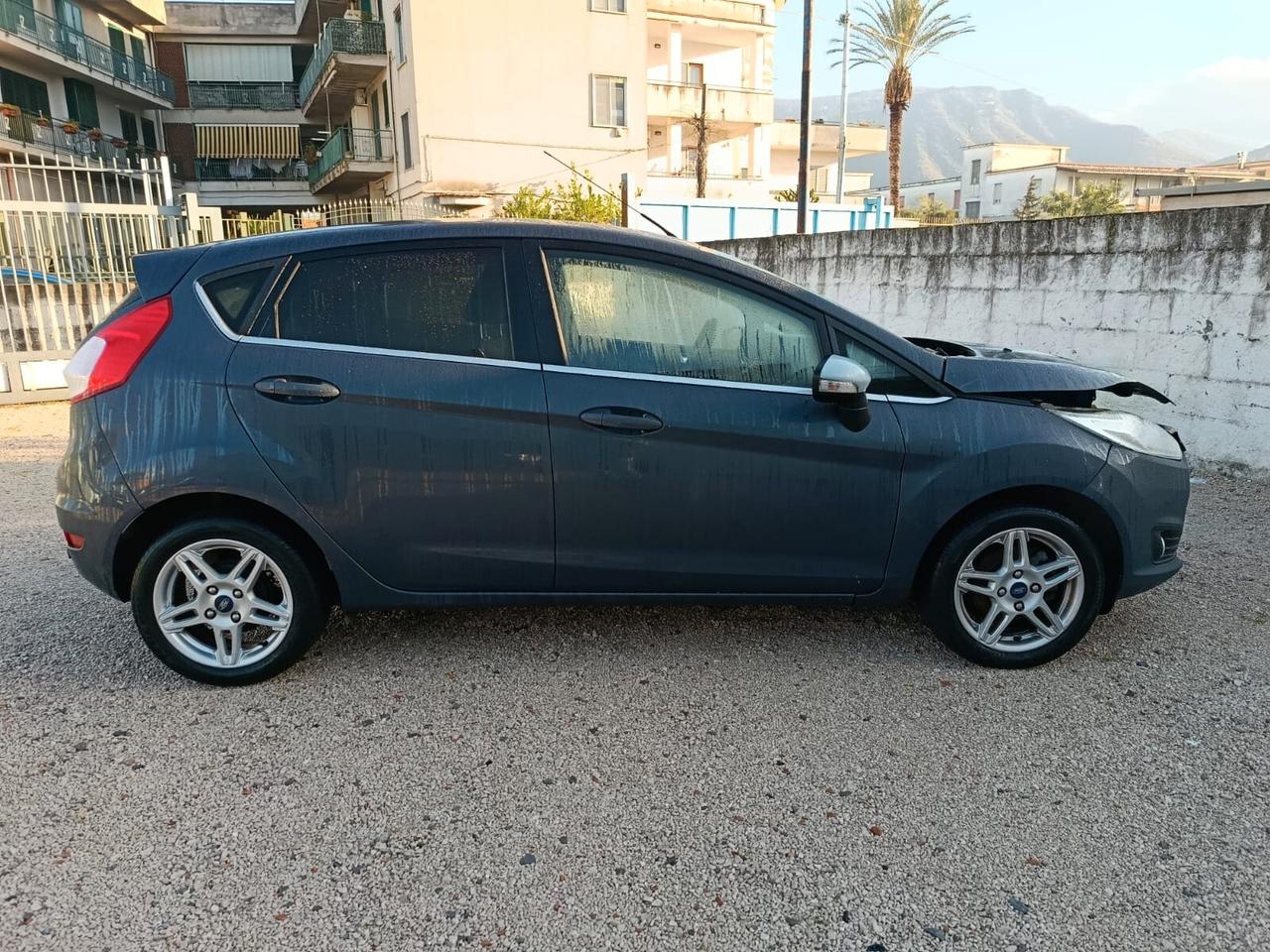 Ford Fiesta 1.4 5p. Bz.- GPL Titanium- 2015