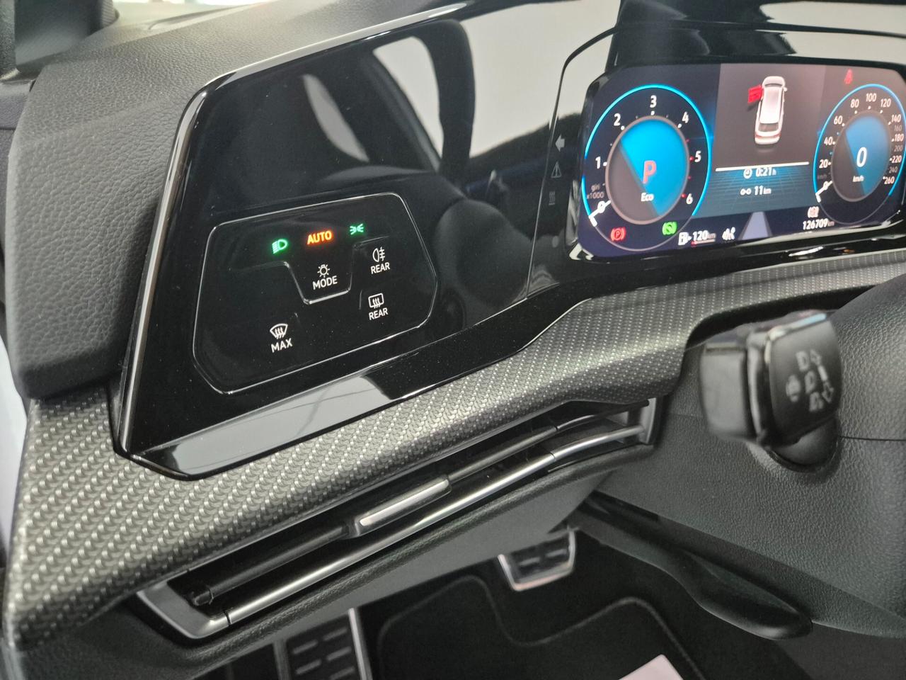 VOLKSWAGEN Golf Variant 2.0 TDI 150 CV DSG R-Line