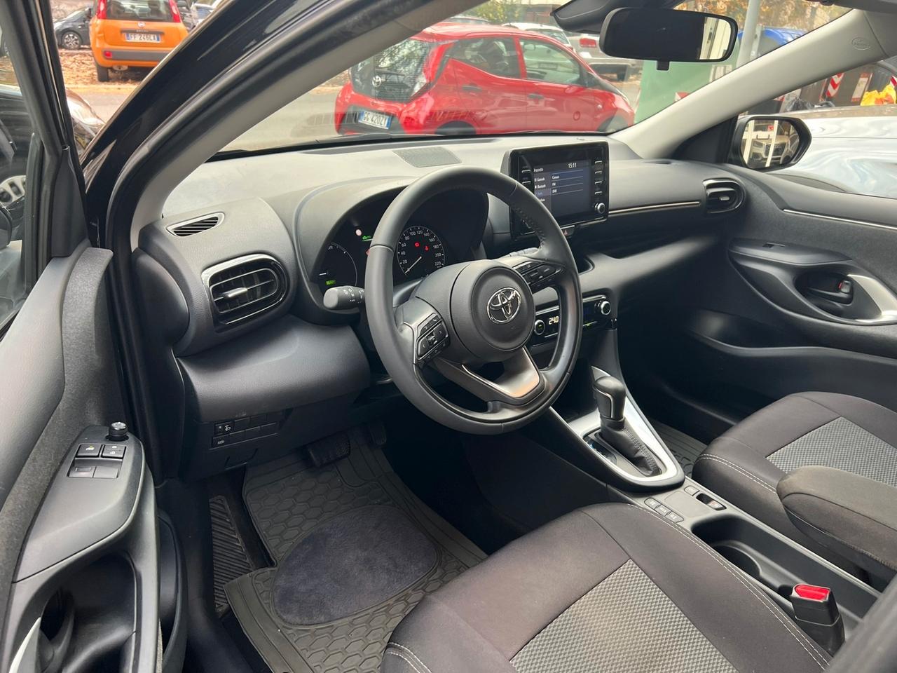 Toyota Yaris 1.5 Hybrid NO OBBL. FINANZ.