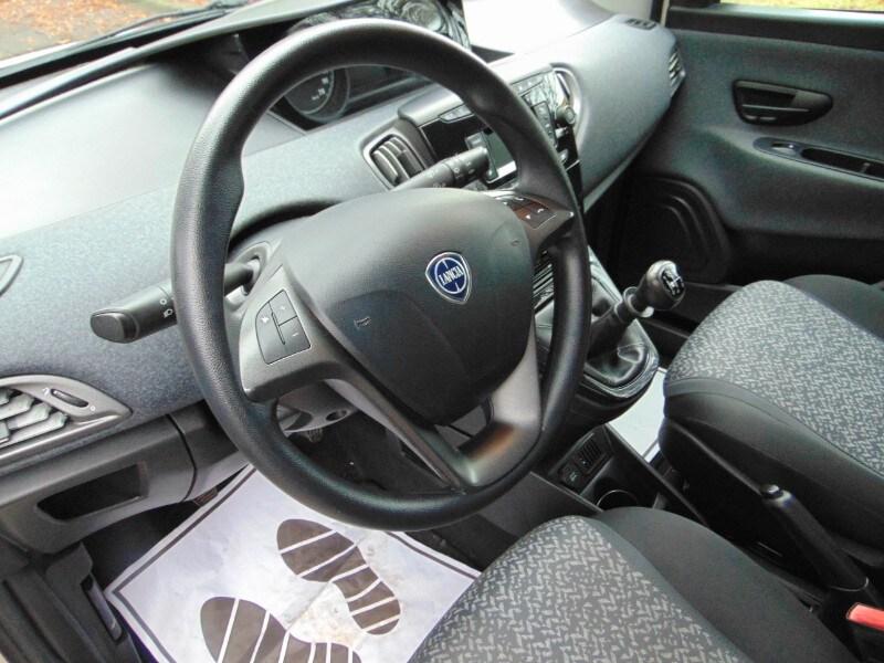 LANCIA Ypsilon 3ª serie Ypsilon 1.2 69 CV 5 po...