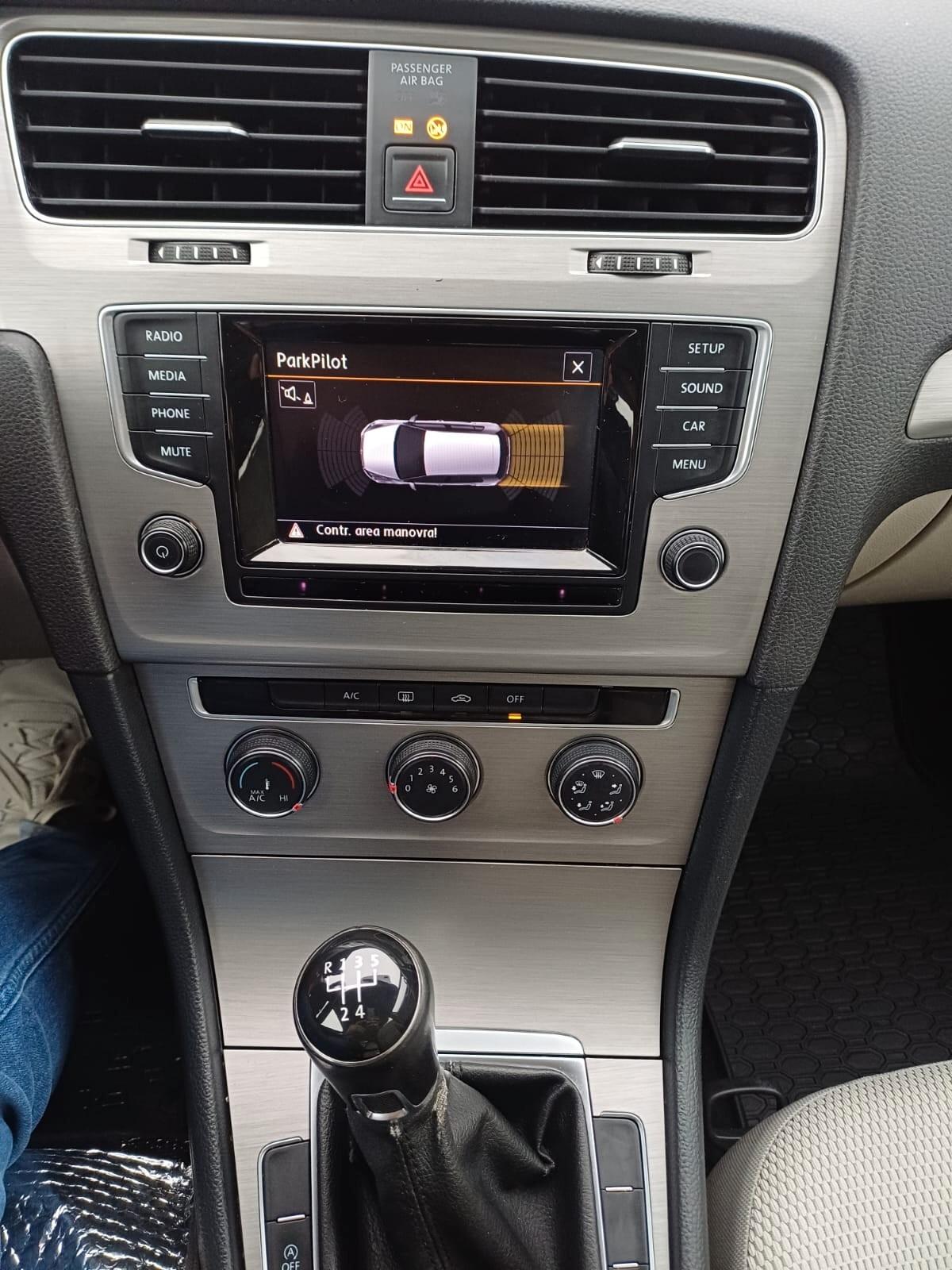 Volkswagen Golf 1.6 TDI 5p. Highline BlueMotion Technology