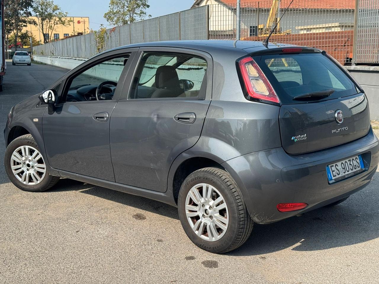 Fiat Punto 1.4 8V 5 porte Natural Power Lounge