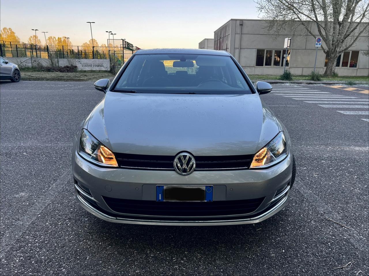 Volkswagen Golf VII 1.6 TDI DPF Highline