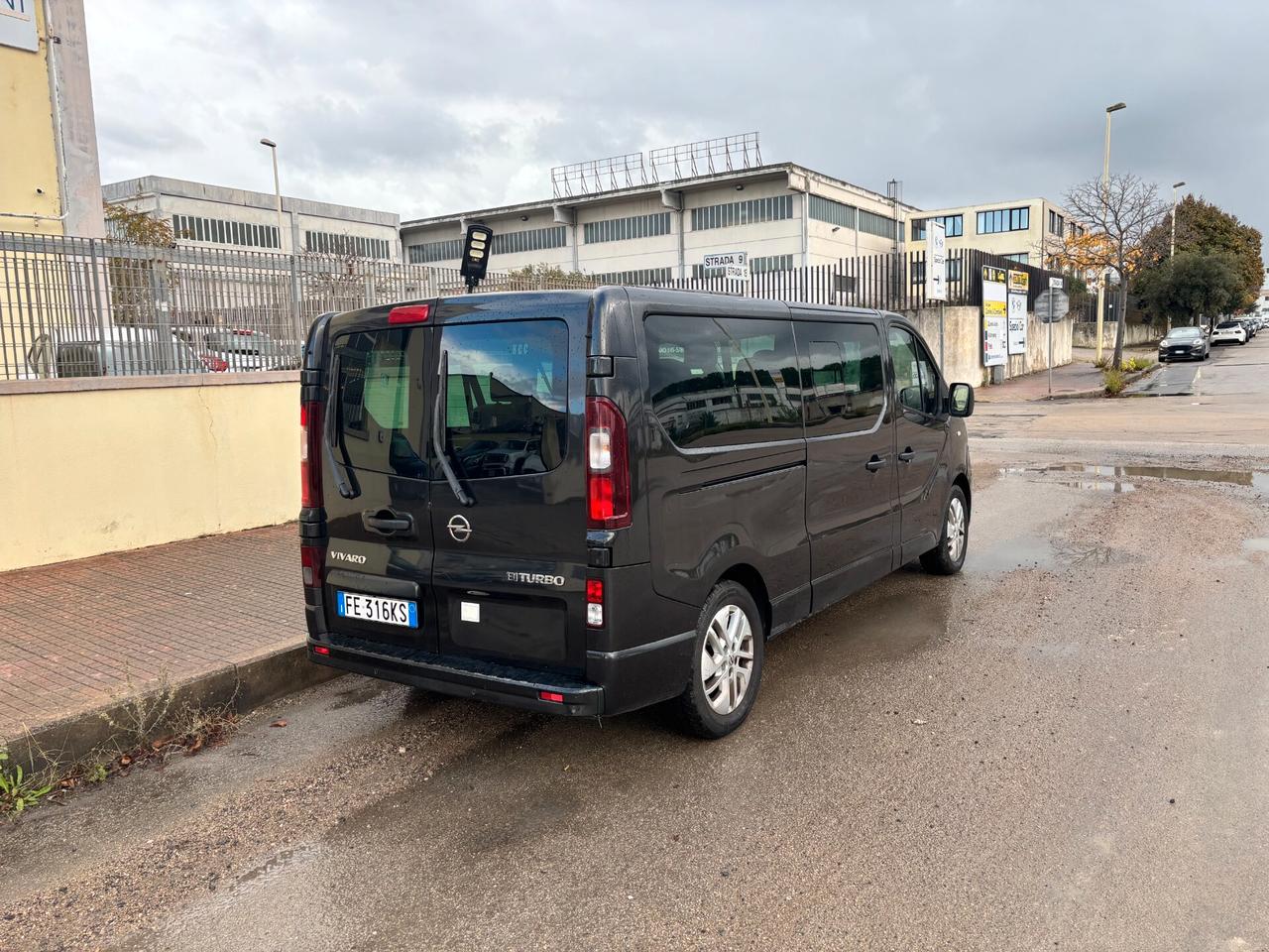 Opel Vivaro 9 POSTI 1.6 DIESEL 2016