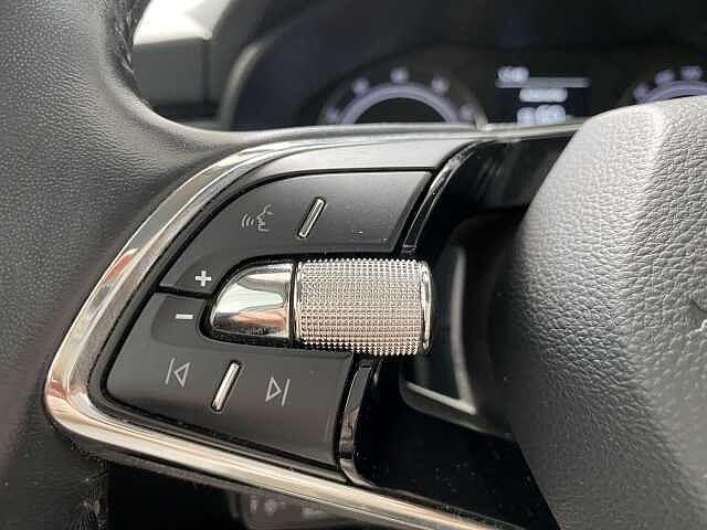SKODA Kamiq 1.0 TSI Ambition