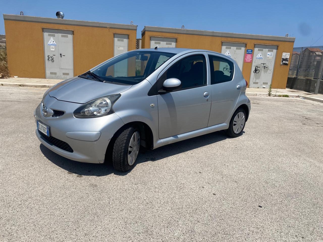 Toyota Aygo 1.0 12V VVT-i 5 porte