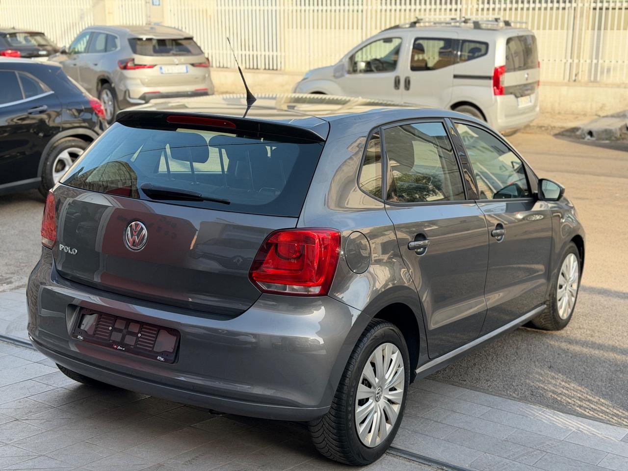 Volkswagen Polo 1.2 75 cvTDI-2011/CLIMA