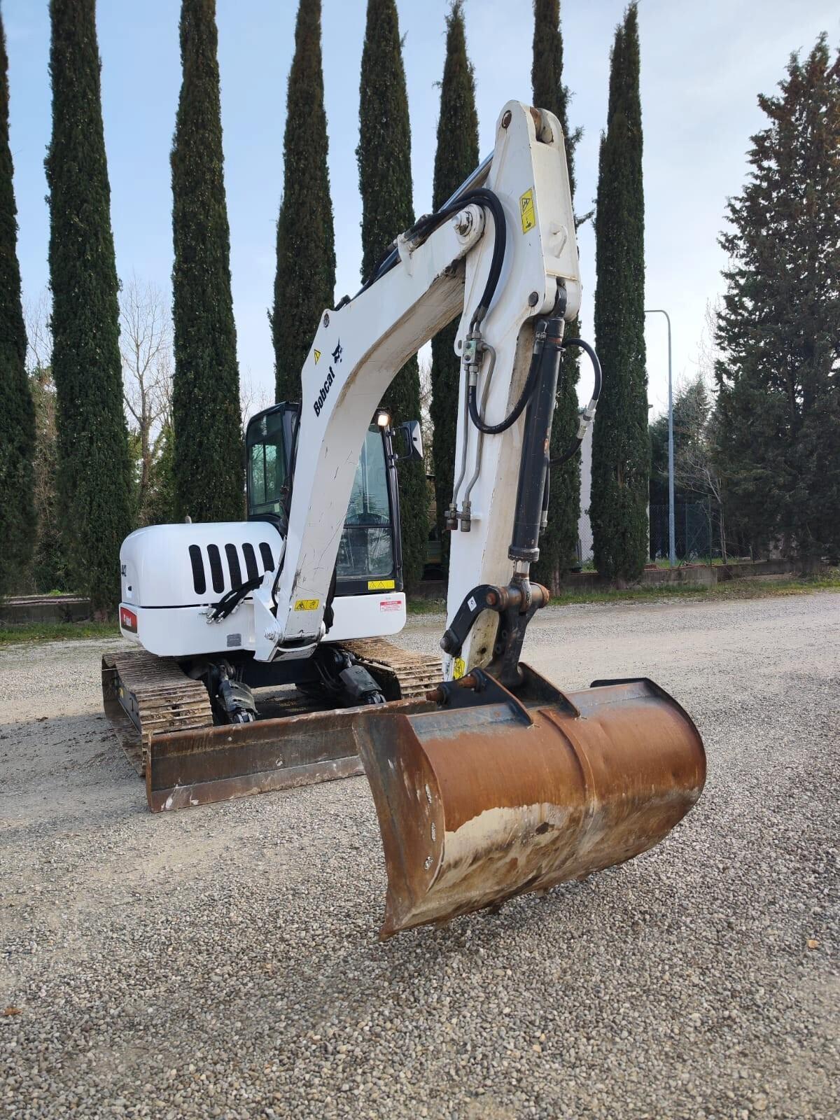 MIDI ESCAVATORE BOB CAT 442 con solo 2400 ore