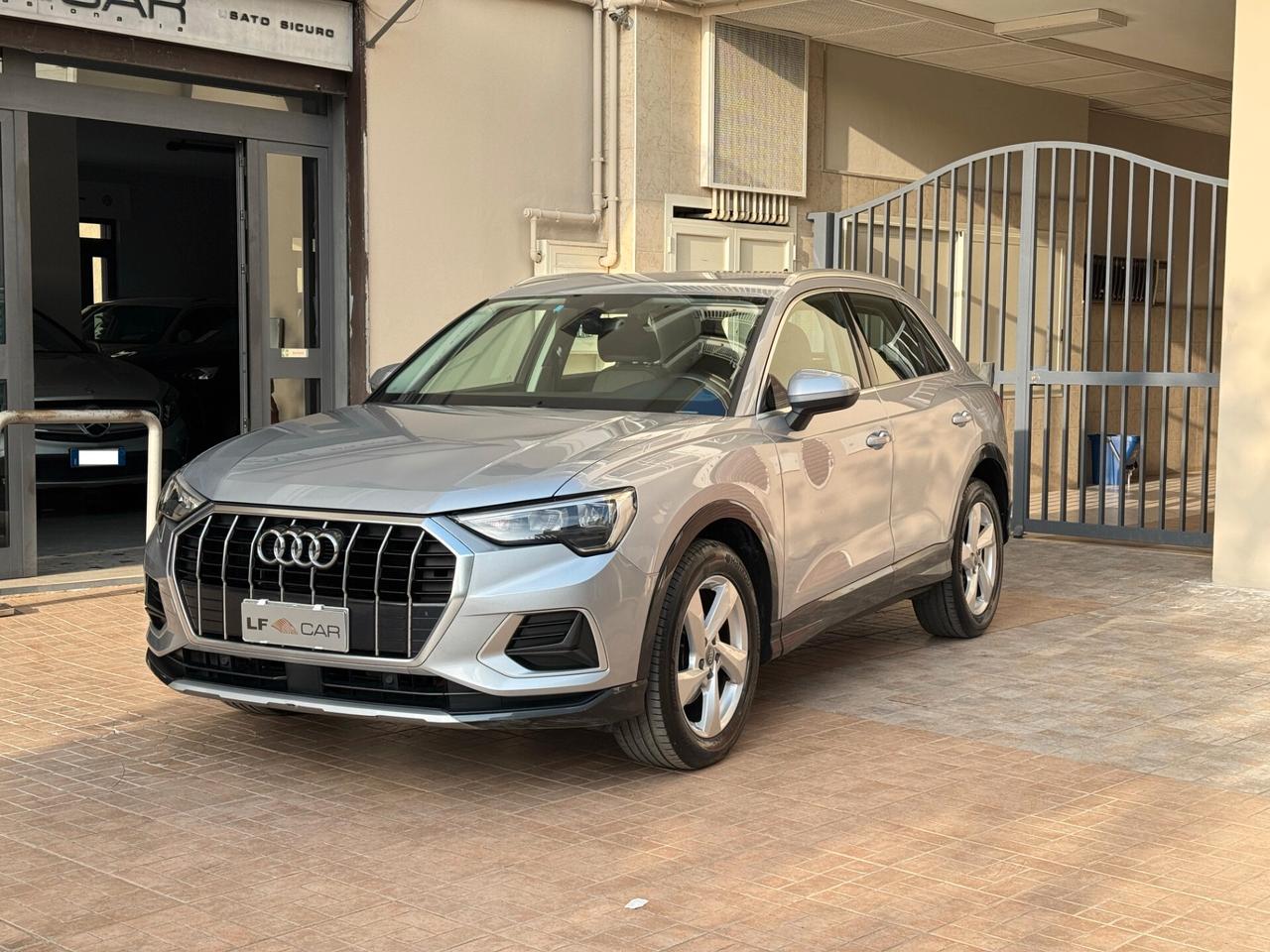 Audi Q3 35 TDI S tronic Business Advanced 2.0 150 cv