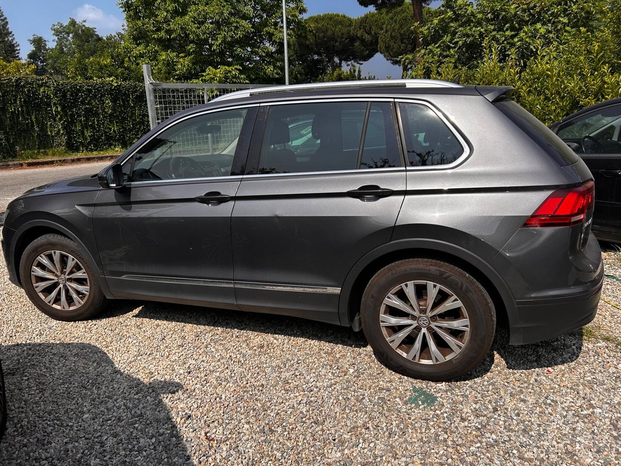 Volkswagen Tiguan 2.0 TDI SCR Business BlueMotion Technology