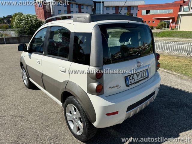 FIAT Panda 1.3 MJT 16V DPF 4x4 Cross