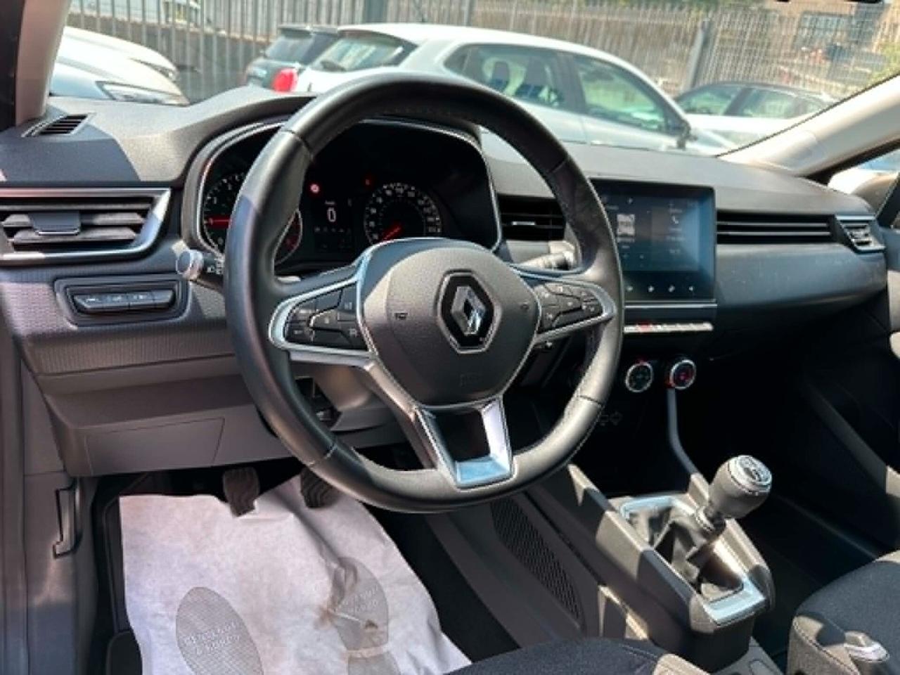 Renault Clio TCe 100 CV 5 porte Intens