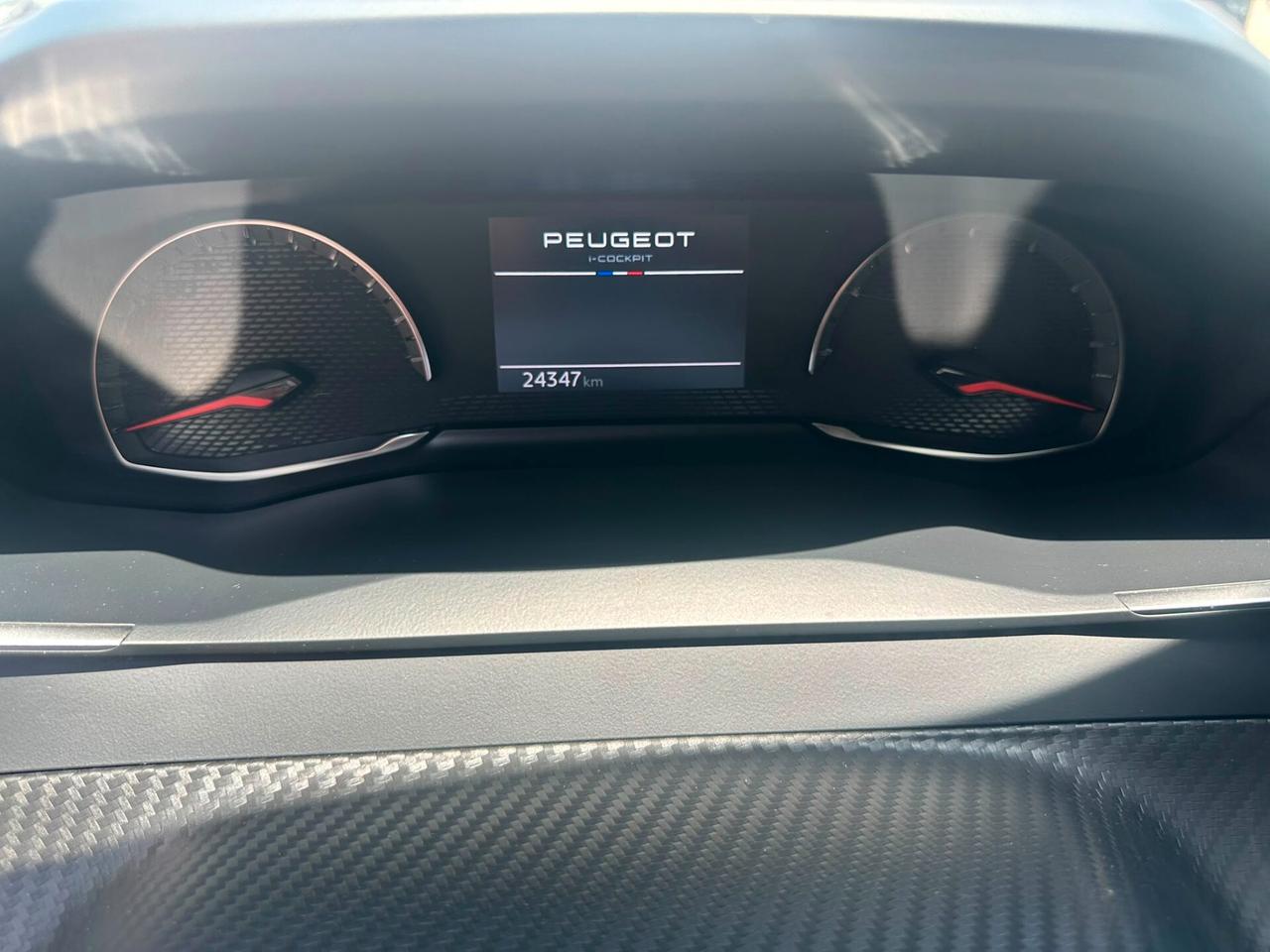Peugeot 2008 PureTech 100 S&S Style