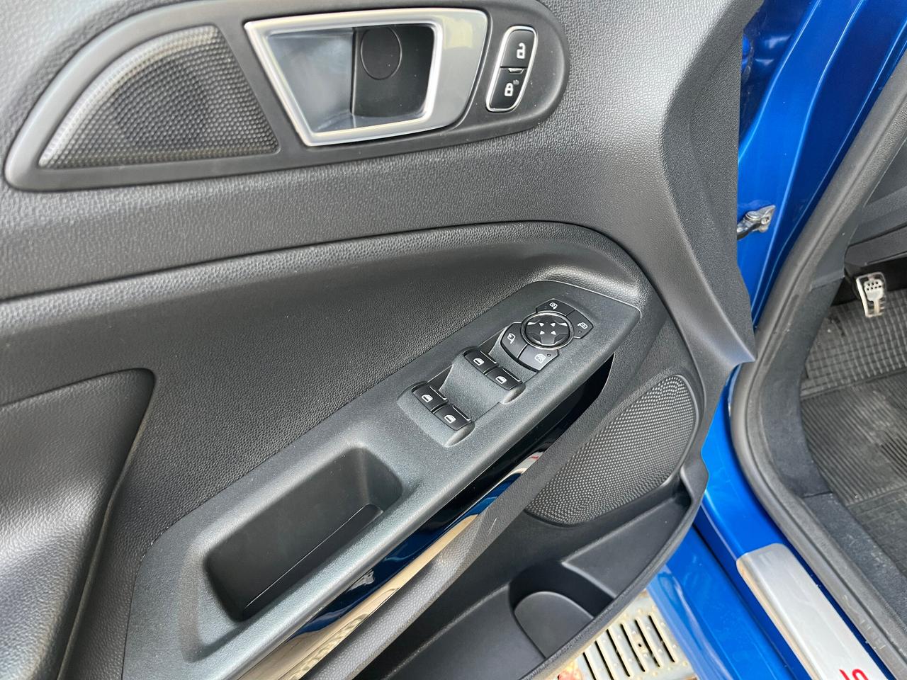 Ford EcoSport 1.5 TDCi 100 CV ST-Line