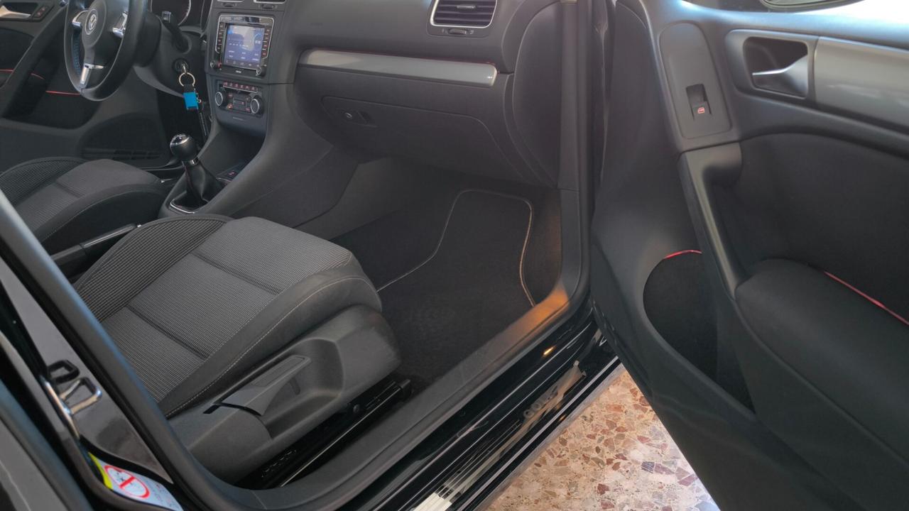 Volkswagen Golf 1.6 TDI Business BlueMotion 90cv