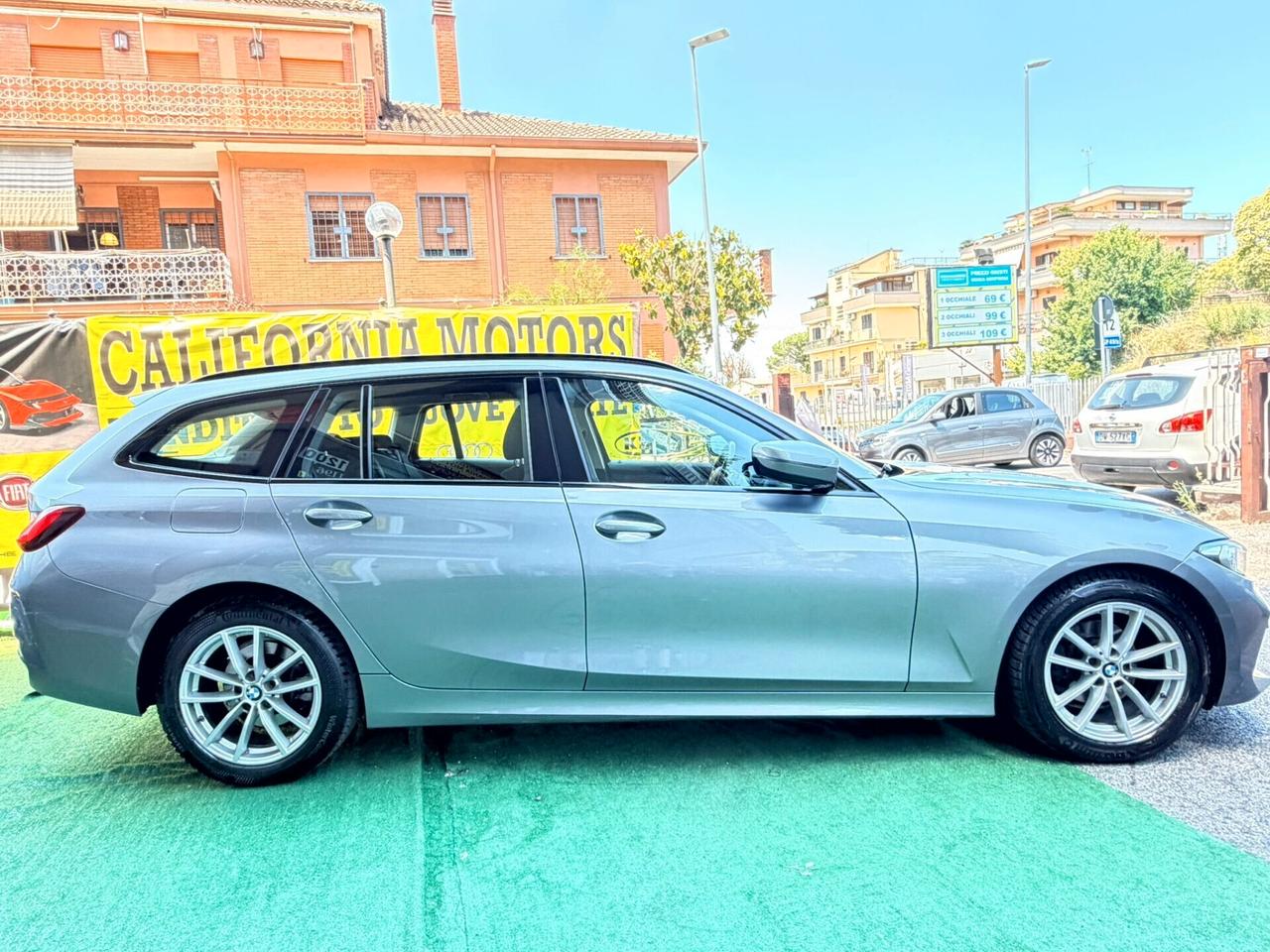 Bmw serie 318d 150CV Touring Anno 12/2022 Permuta Garanzia Finanziamenti