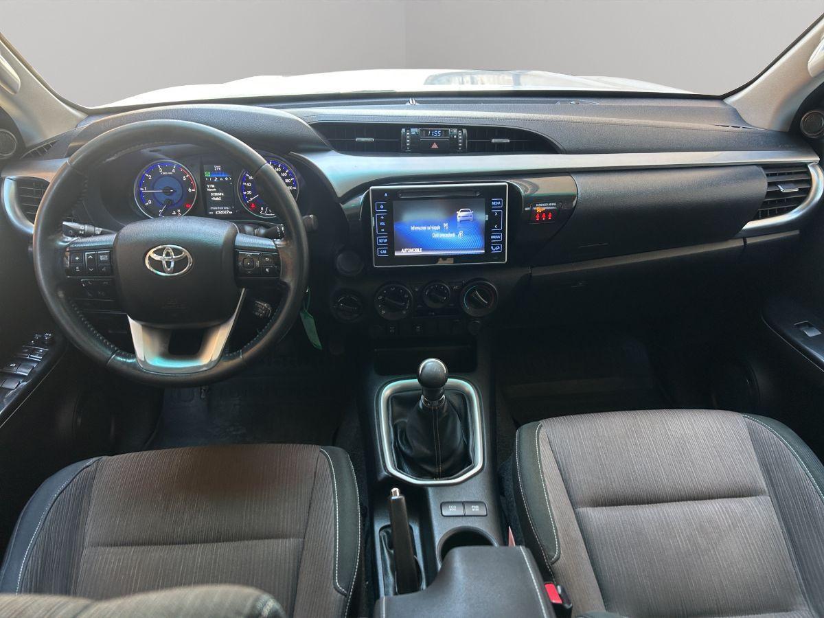 TOYOTA - Hilux - 2.4 d-4d 4x4 EXECUTIVE TELECAMERA + iva