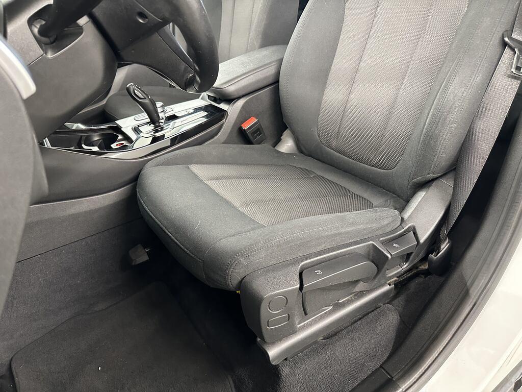 BMW X3 20 d Business Advantage xDrive Steptronic