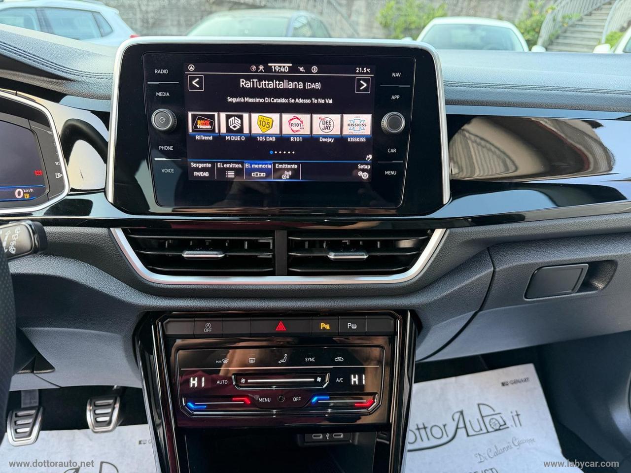 VOLKSWAGEN T-Roc 2.0 TDI SCR R-Line