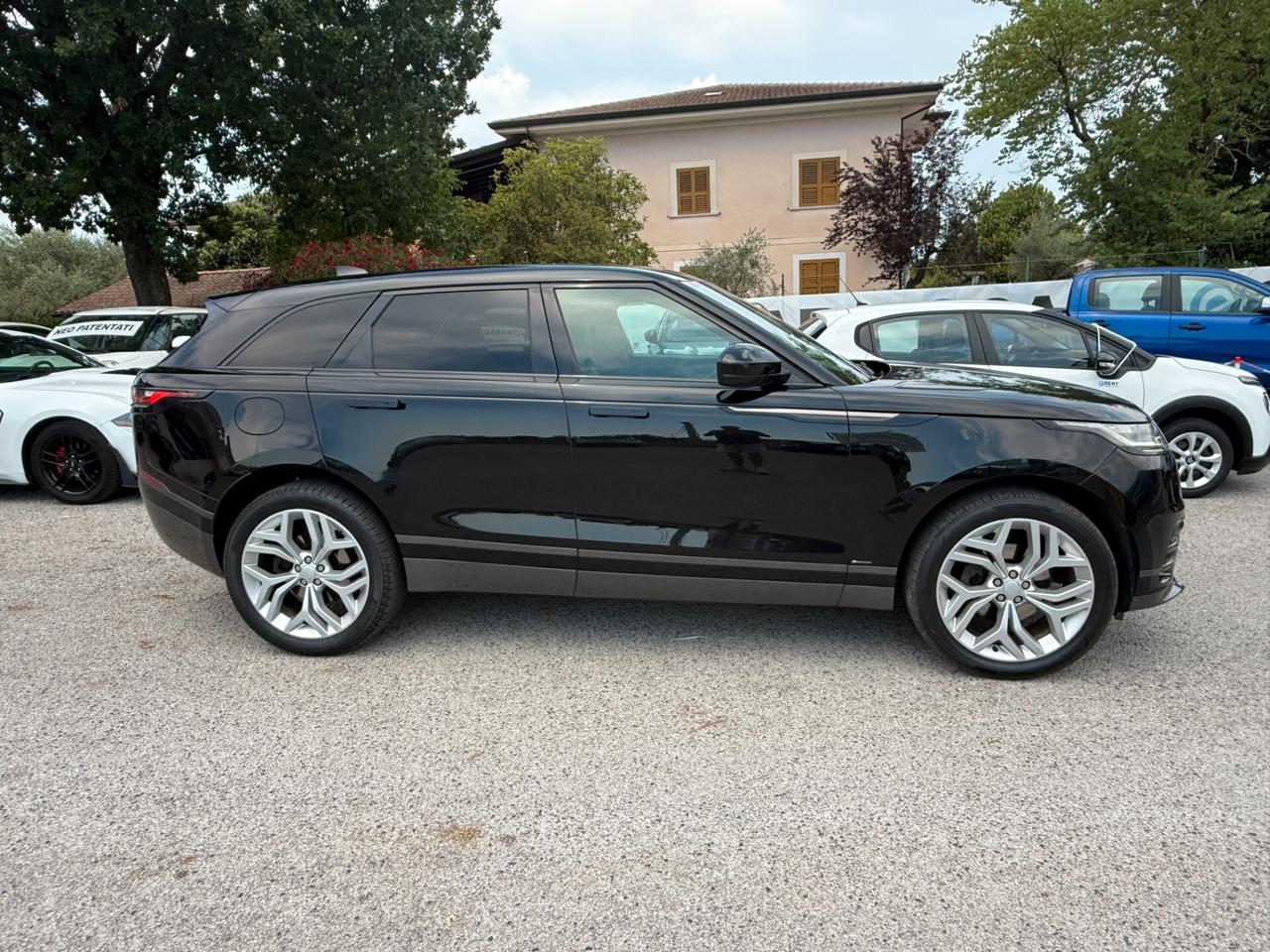 Land Rover Range Velar 2.0D I4 240 CV HSE pari al nuovo